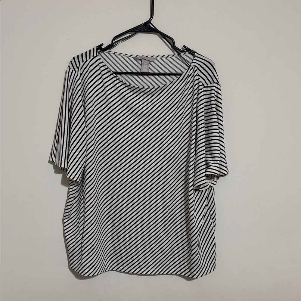 H&M Diagonal Striped Short Sleeve Top